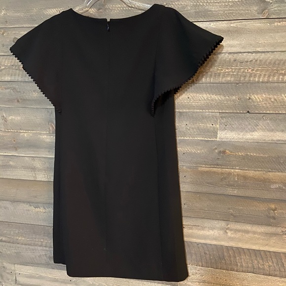 Loft Petite shift dress with flutter sleeves - Picture 4 of 5